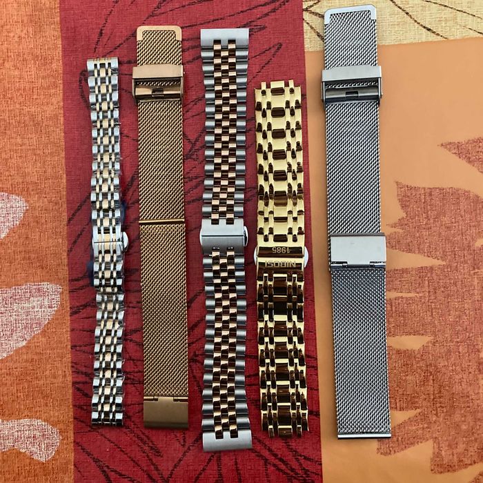 PULSEIRAS em aço inox e pele p/ relógios.