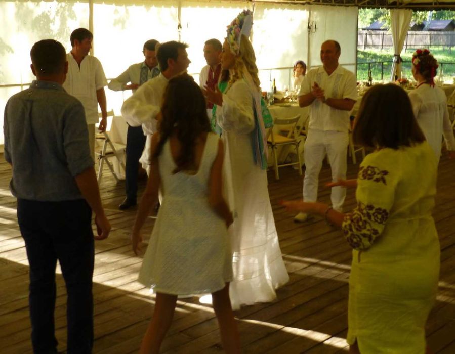 Тамада,музика,пісні,Все включено Хороша ціна Яскраво драйвово