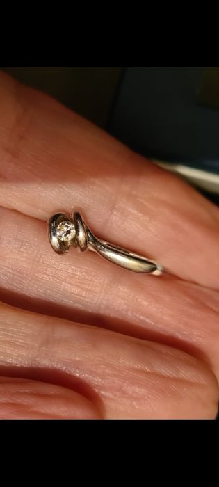 Сергьи белое золото с бриллиантами 585 пр.