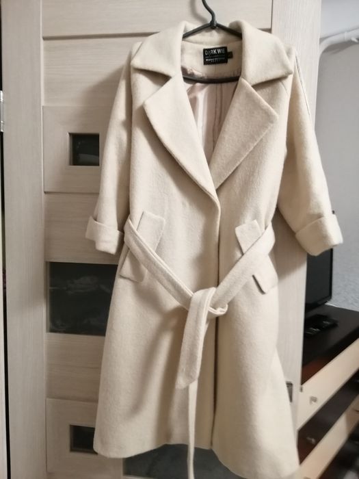 Продам пальто осіннє