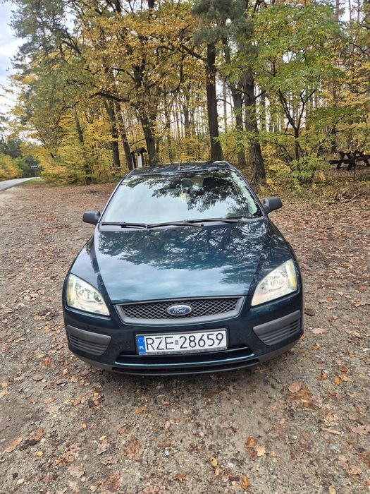 Ford Focus Mk2 1.6 benzyna 2005r