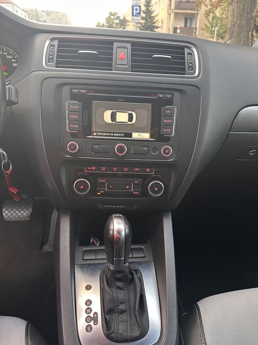 Volkswagen Jetta 2011