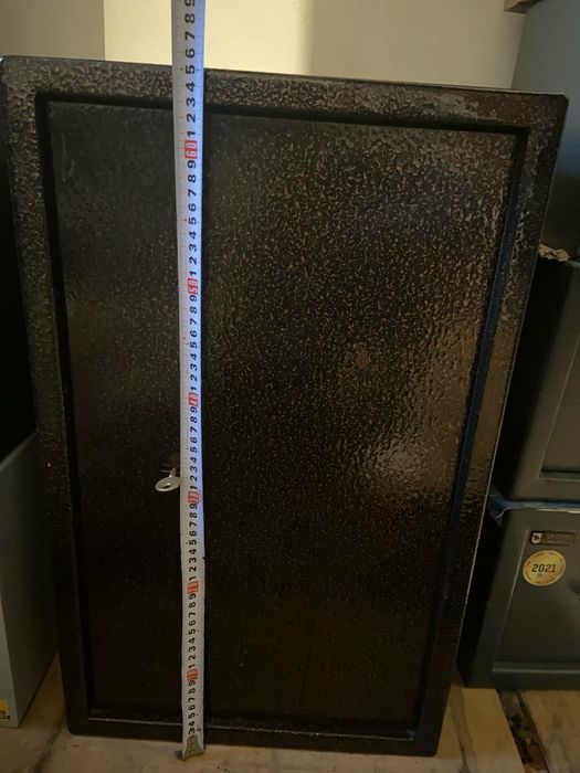 Продам сейф для зберігання зброї та боєприпасів