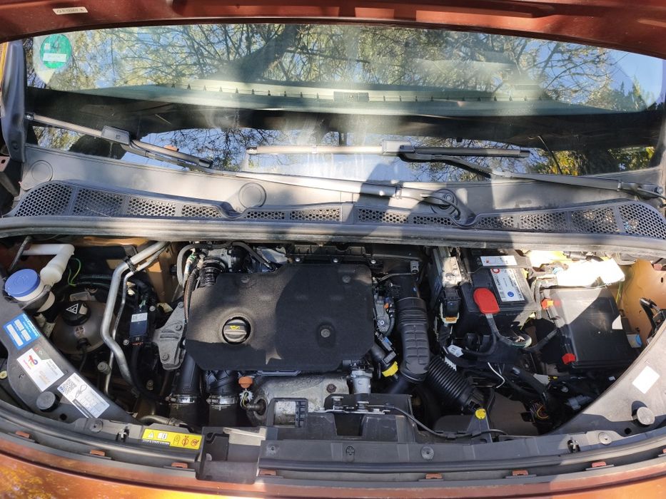 Peugeot Rifter L2 GT Line Diesel Automático Matrícula Alemã — photo 2