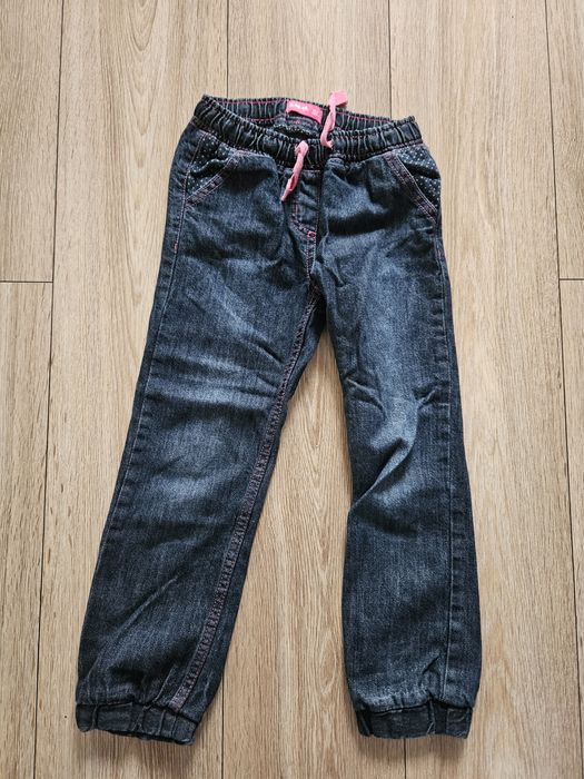Spodnie 122 jeansy jeansowe joggery ściagacze