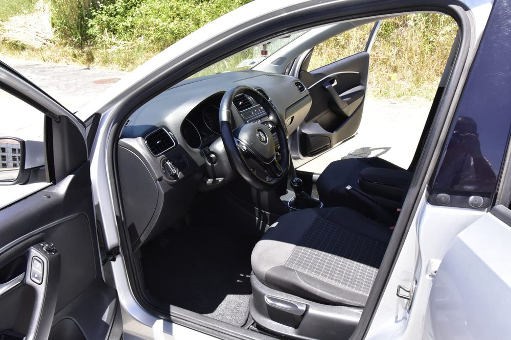Volkswagen Polo 1.4 TDI Bluemotion 2014 com 180000kms