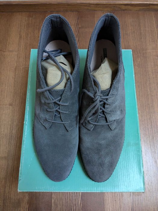 Черевики жіночі замшеві Clarks Hazen Charm 42.5