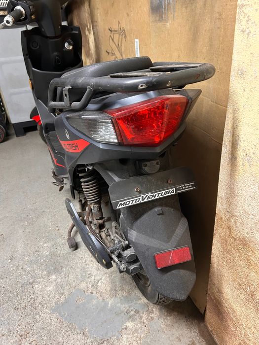 Scooter elétrica