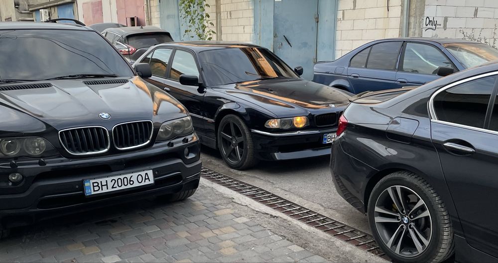 Легендарный BMWе38 7 Series