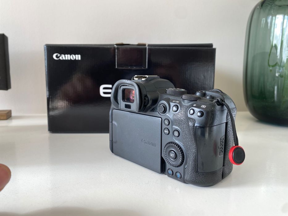 Canon R6 - Só corpo