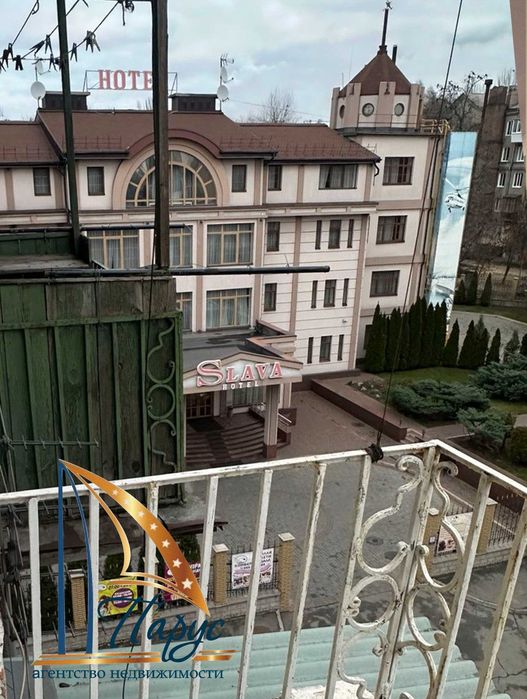 1-кімнатна  Південноукраїнська 5/5