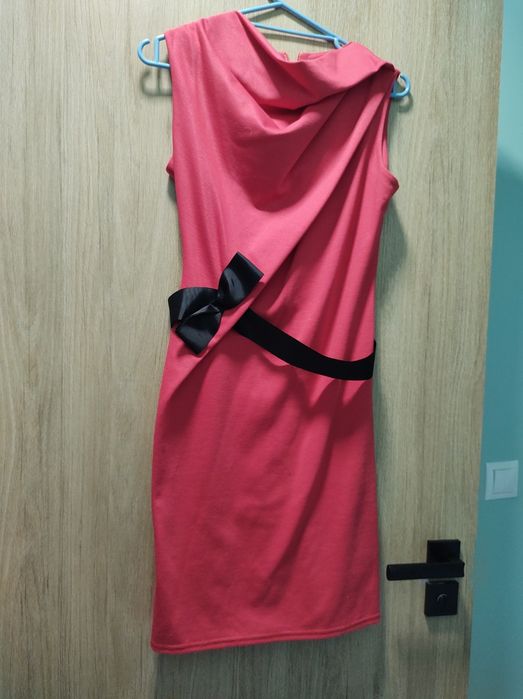 Sukienka okazjonalna koralowa S/M krótka