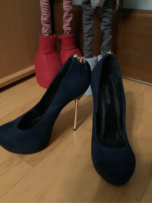 Туфлі лабутени