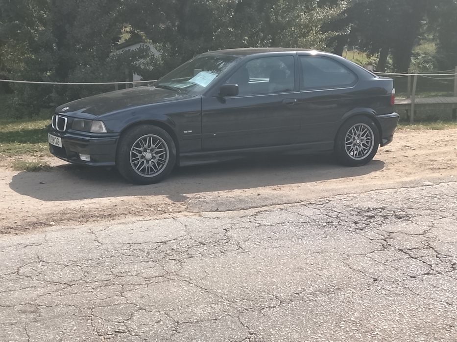BMW 318 compact diesel foto 5