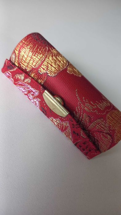 Футляр для помади з дзеркальцем/ Помадниця