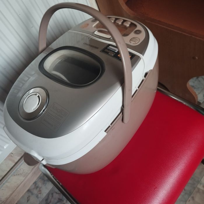 Мультиварка Redmond