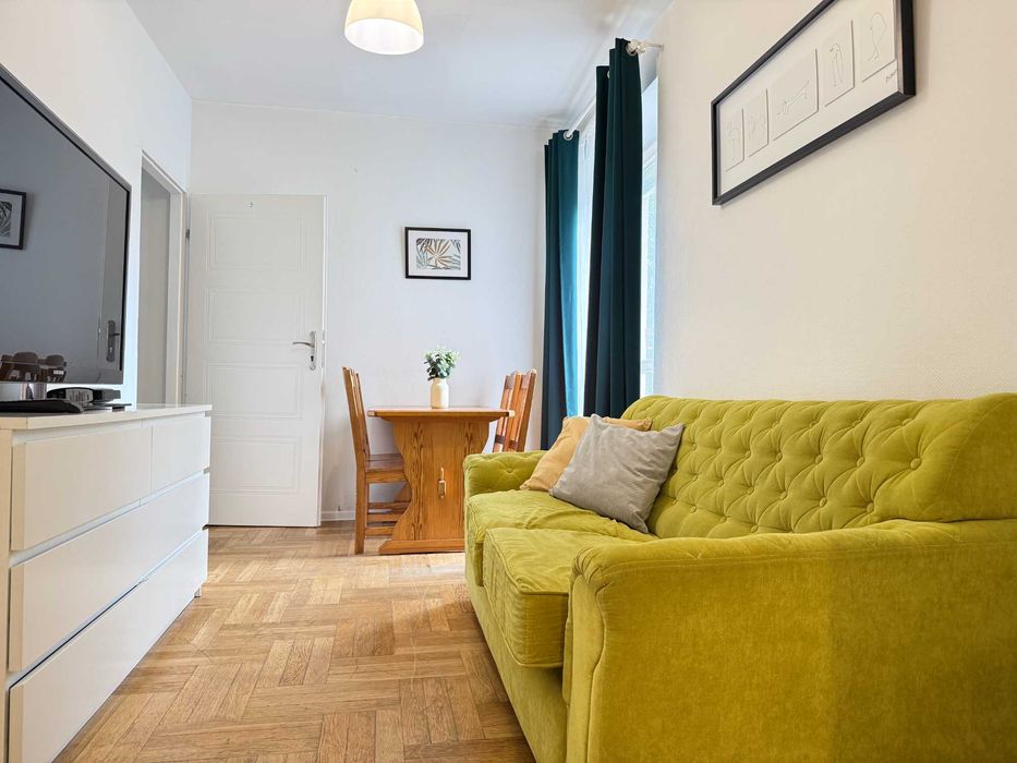Wynajmę 2 pokoje + salon w Gdyni przy ul. Korczaka 16