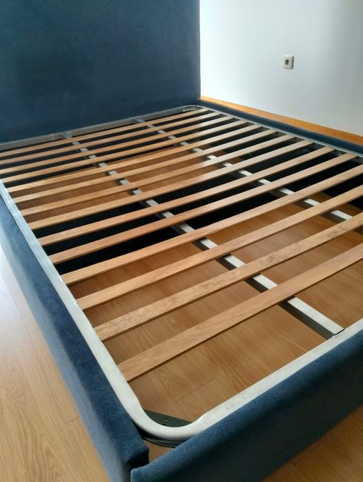 Cama casal completamente nova