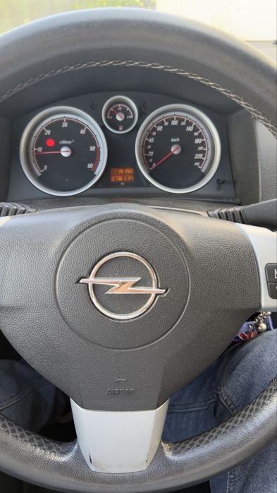 Se vende  Opel Astra GTC