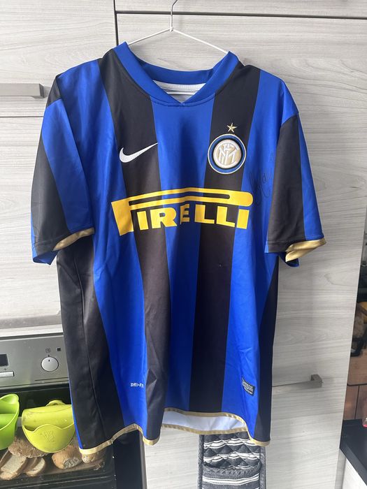 Koszulka Inter mediolan z sezonu 08/09