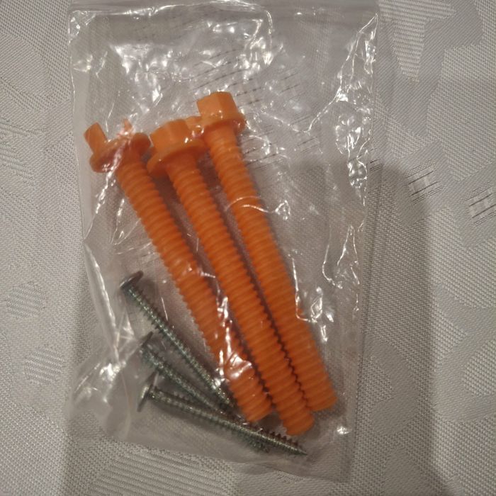 Komplet ustalaczy wkrecanych  Cersanit