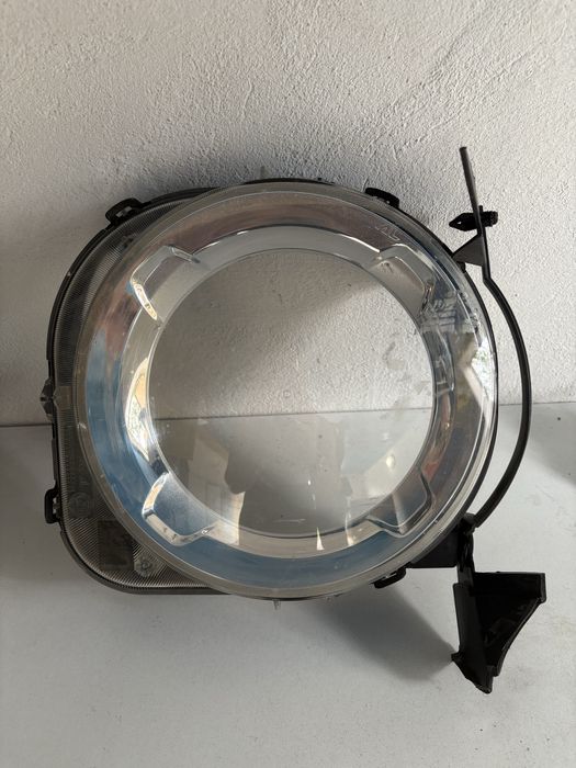 Стекло левой фары Jeep Renegade 2020 оригинал