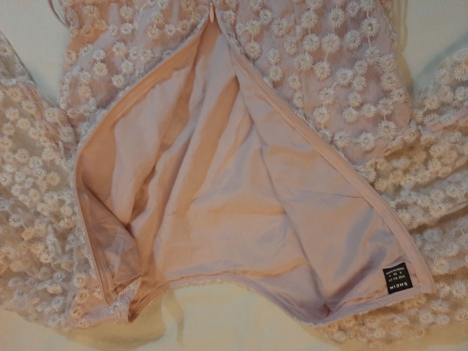 Naprawdę piękna,inna sukienka, stylowa jasna, SHEIN