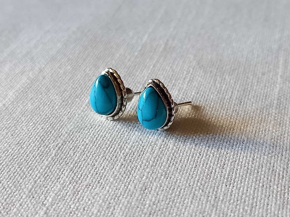 (NOVO, PORTES GRÁTIS) Brincos Banhados a Prata 925 com Turquesa