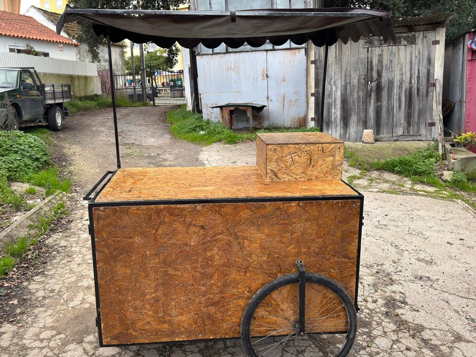 Carrinho de venda street food