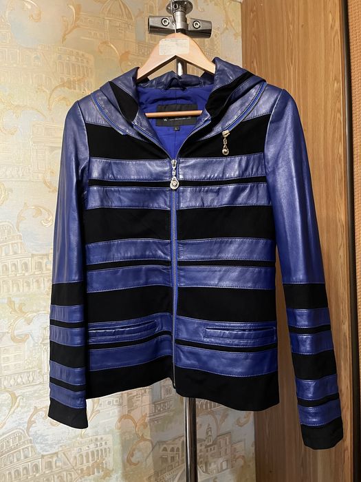 Женская кожаная куртка с замшевыми вставками