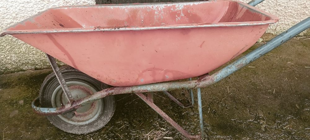 Carro de mão  usado