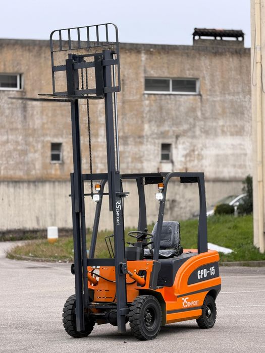 Empilhador Novo com qualidade