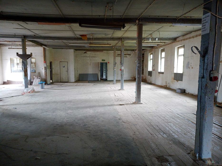 Powierzchnia MAGAZYNOWA / HALA 299,11 m2