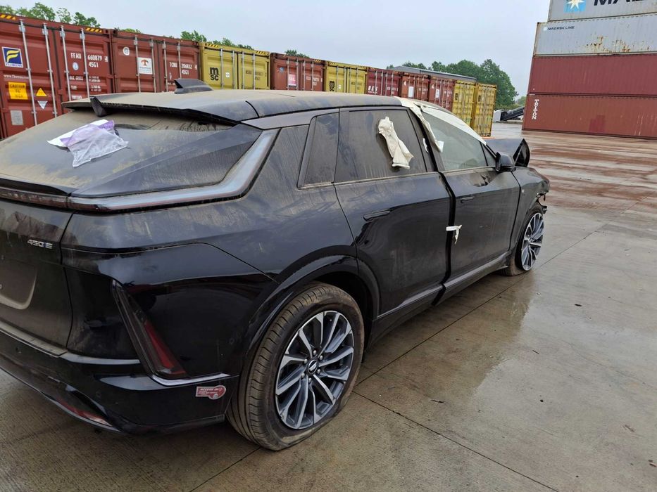 разборка cadillac lyriq есть все