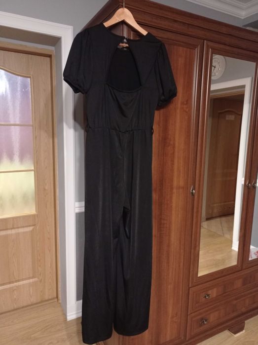 Czarny elegancki kombinezon