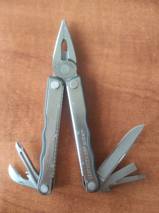 Leatherman Kick multitool scyzoryk