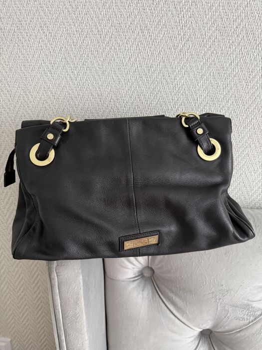 Сумка клач coccinelle biba