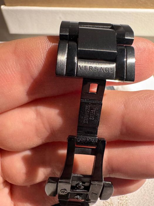 Zegarek męski Versace VE2W00622