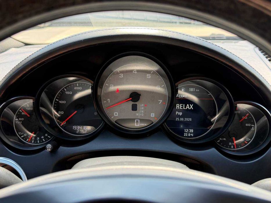 Porsche Cayenne 2012 у кредит, розстрочку, на виплату.