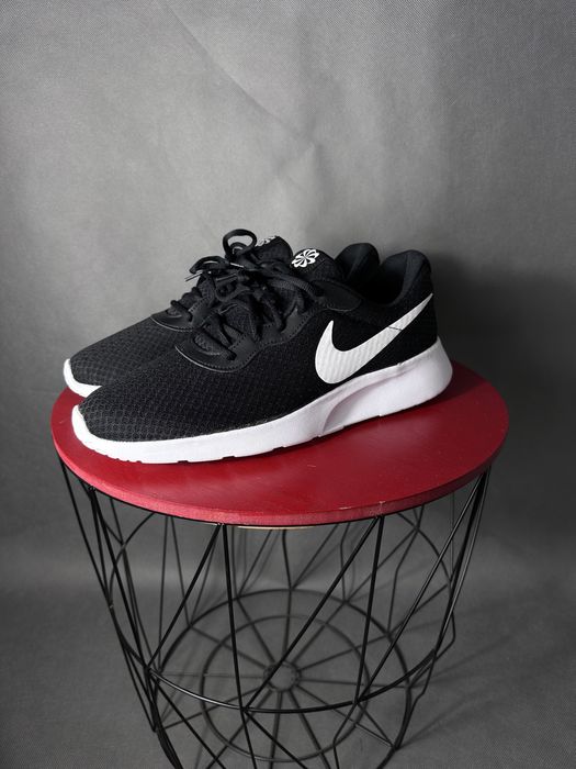 Sneakersy Nike Tanjun czrno białe