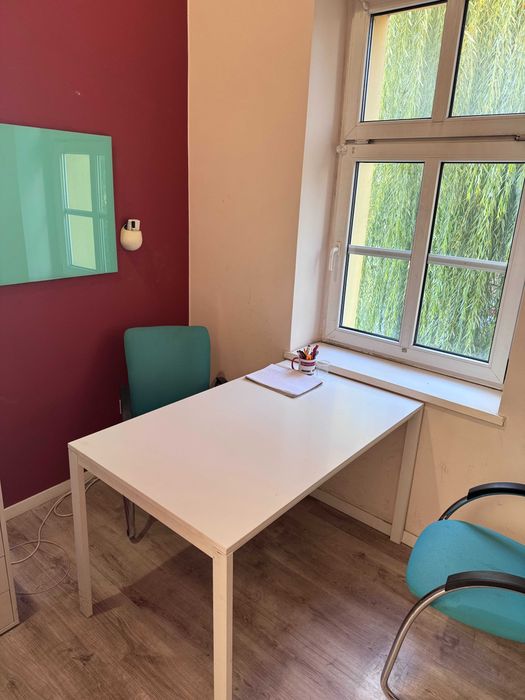 Tytuł: Hot desk w centrum Wrocławia – dostęp 24/7