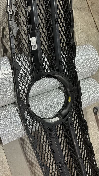 Grelha Mercedes Class C