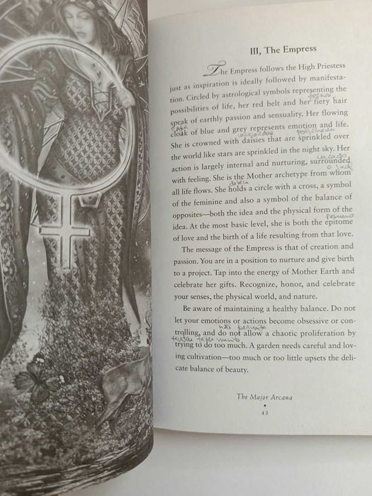 Livro / Guidebook Gilded Tarot Royale (Tarot Dourado Real)