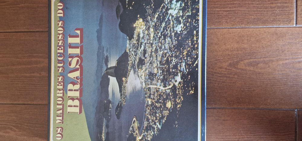 Colectanias  lps novos nunca usados  10 cada caixa