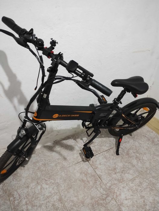 Bicicleta elétrica com pedal assistido