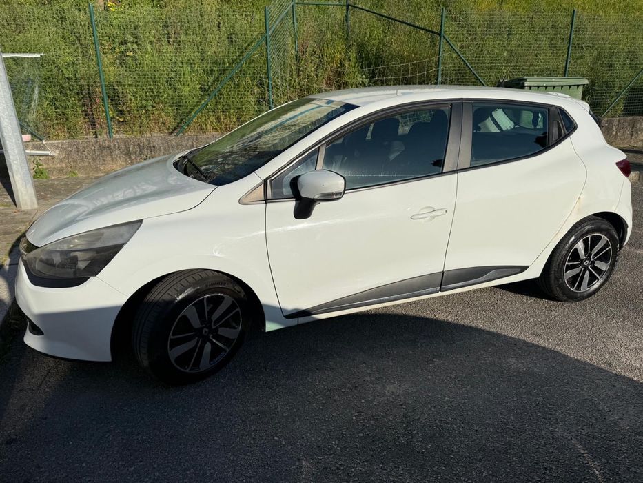 Renault Clio 1.5 dCi 90cv - Económico e Fiável