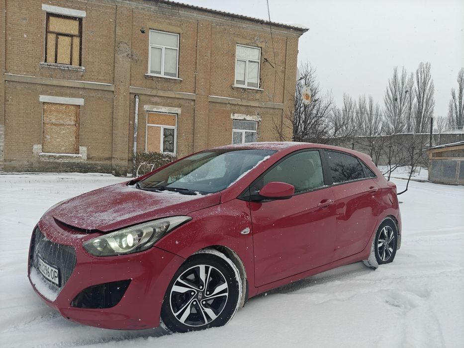 Hyundai i30! 2013 год! 85 тысяч пробега!