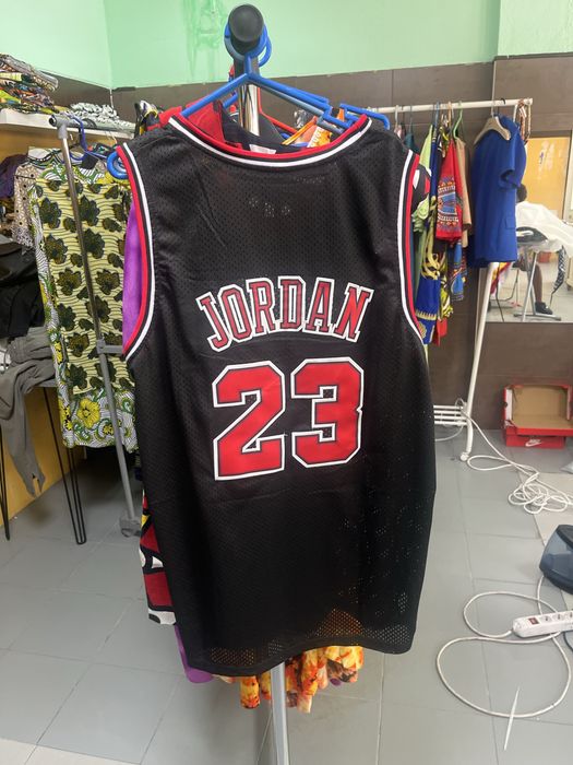 Camisolas NBA Nike & Adidas