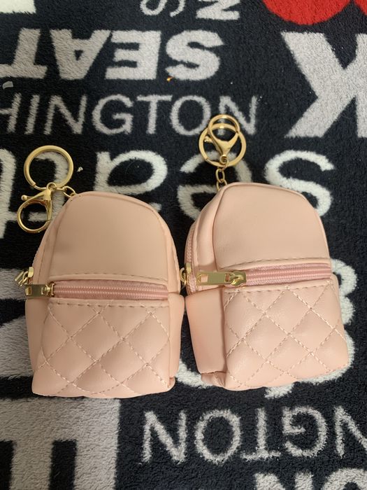 Рюкзачки брелки