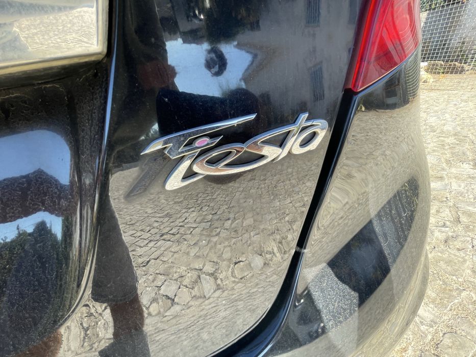 Carro ford fiesta